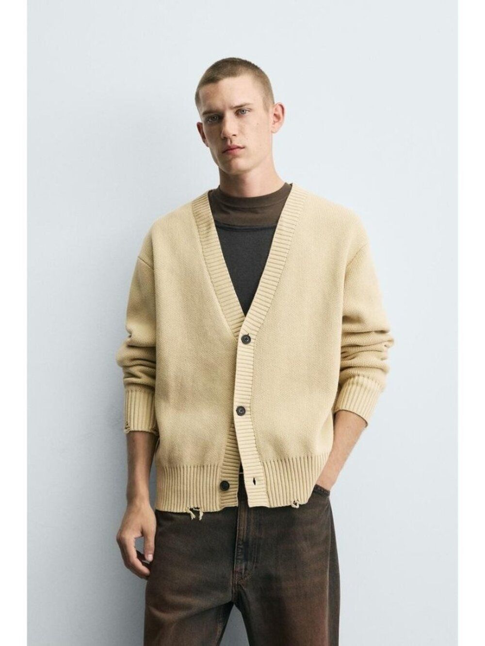 Zara Mens Cardigan sweater Medium Vanilla Distressed Ribbed Trims 3920/239 NWT